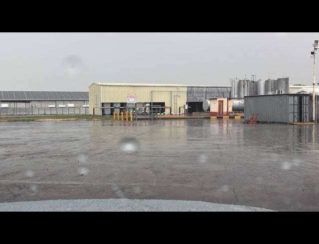 INDUSTRIAL PROPERTY TO RENT IN KILLARNEY GARDENS